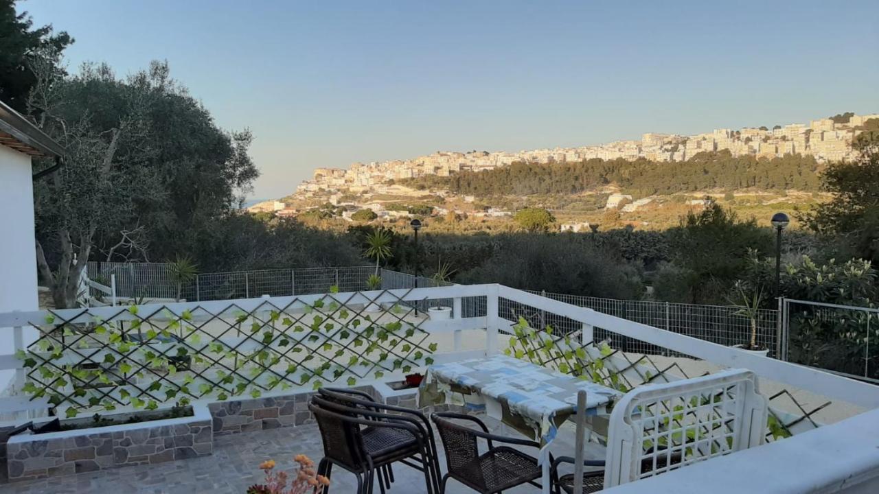 Casa Vacanze Leonardo Peschici Buitenkant foto