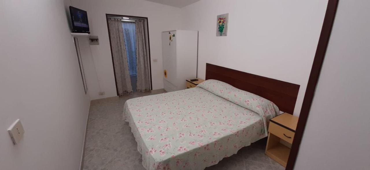 Casa Vacanze Leonardo Peschici Buitenkant foto